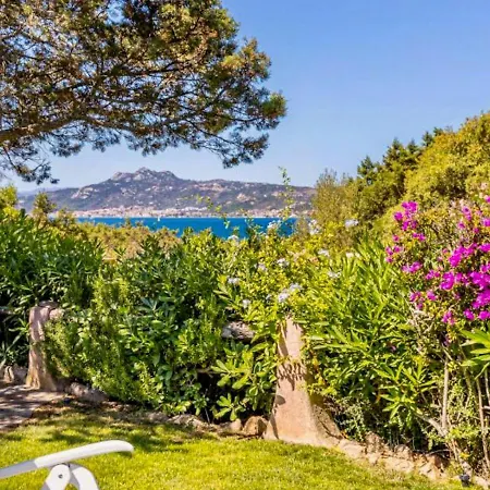 Dom wakacyjny A Schiera Caprifogli Baja Sardinia