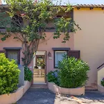 A Schiera Caprifogli Сasa de vacaciones Baja Cerdeña