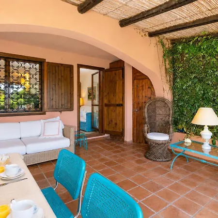 Caprifogli Townhouse Close To The