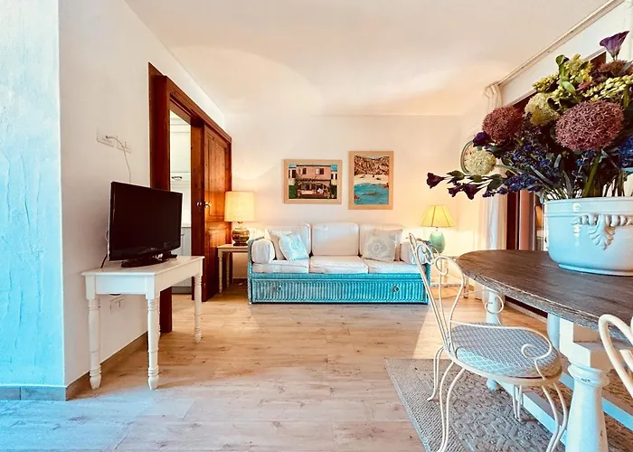 Casa de Férias A Schiera Caprifogli Baja Sardinia